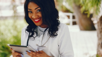 black-woman-with-stethoscope (1)